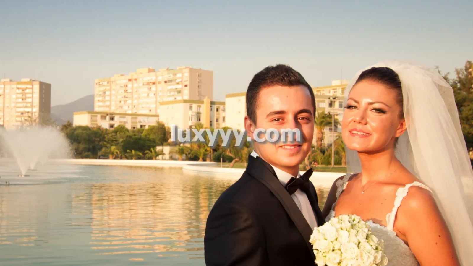 آتلیه ترمه خدمات آتلیه ﻋﺮوس و ﺑﭽﻪ در ﻣﺸﻬﺪ امامیه